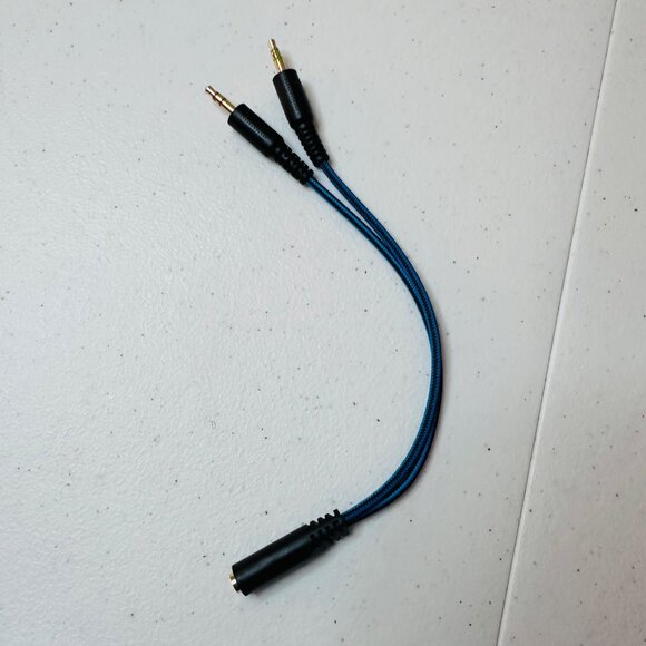 Ziumier Pro Gaming Headset Z66 With RGB Lighting & Noise Cancelling Mic - Picture 14 of 15